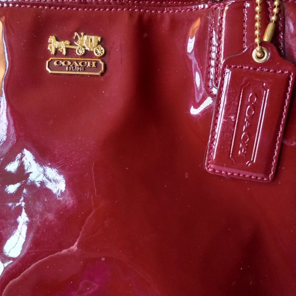 COACH  Shoulder Tote  Bag  Chelsea Patent Leather Red  Authentic - Picture 3 of 14